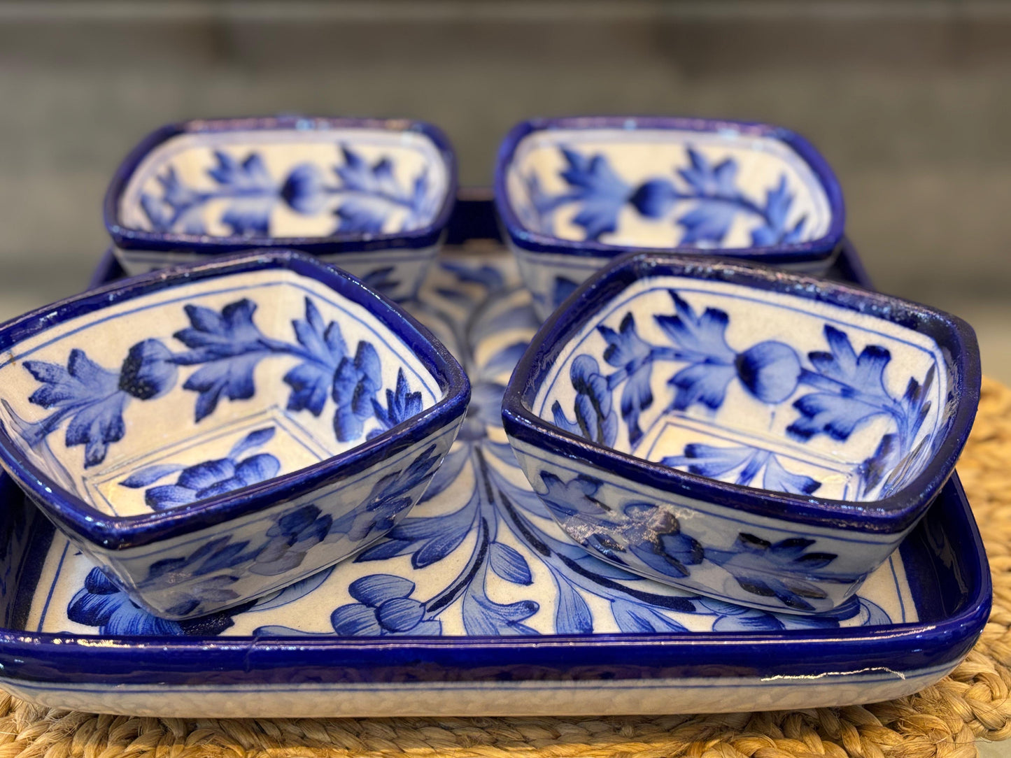 Classic Blue Pottery Tray & Bowl Set – White & Indigo Floral (5-Piece)